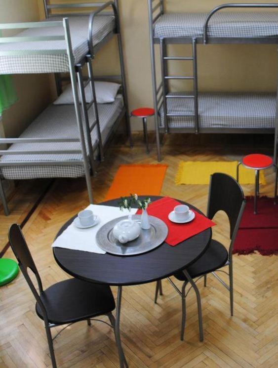 Domino Hostel Kijów Pokój zdjęcie